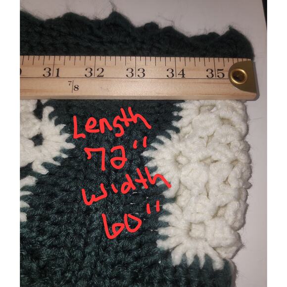 Throw Crocheted by hand Snowflake Granny square boho bohemian bedding couch - Picture 3 of 3